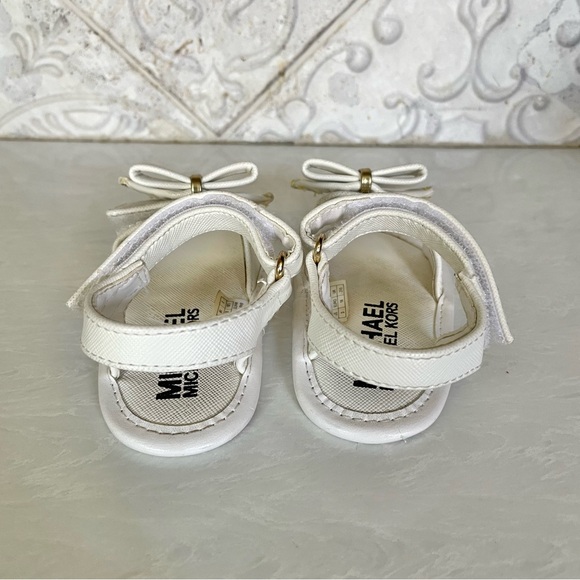 Michael Kors - White Baby Joy Kiera Sandals- Size 3 - Picture 3 of 11